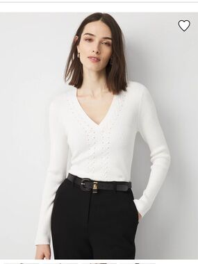 White House Black Market White V-Neck Ribbed Knit Sweater